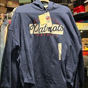 Men’s size, large patriot hood sweatshirt, lightweight, navy blue